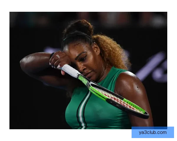 伊沃比调侃梅努把他手搞废了感叹对方力量在比赛中瞬间惊人爆发力